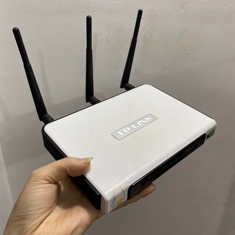 Bộ phát Wifi TPLink 3 râu XUYÊN TƯỜNG, Bộ phát wifi TPLink đã qua sử dụng, tốc độ 450Mbps tải mạng khỏe