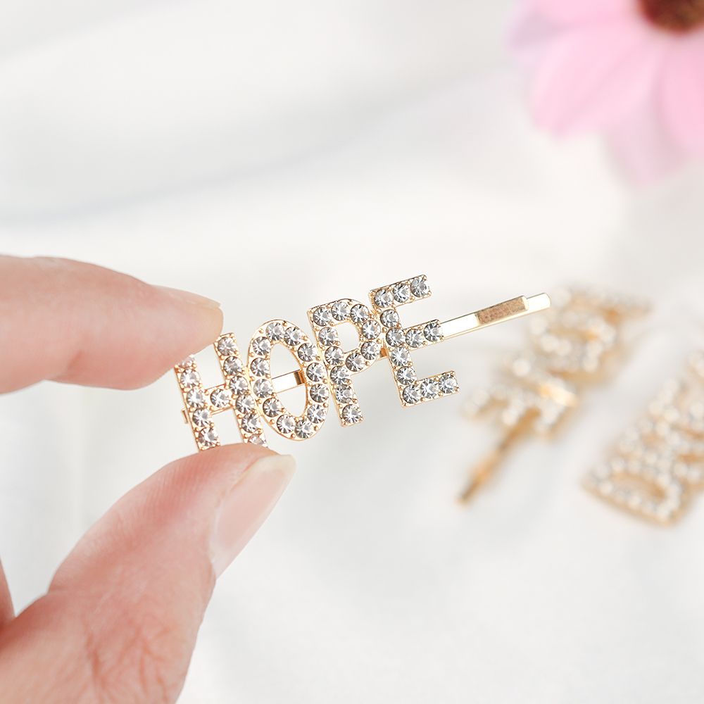 Set 3 kẹp tóc chữ LOVE HOPE DREAM thời trang cho nữ