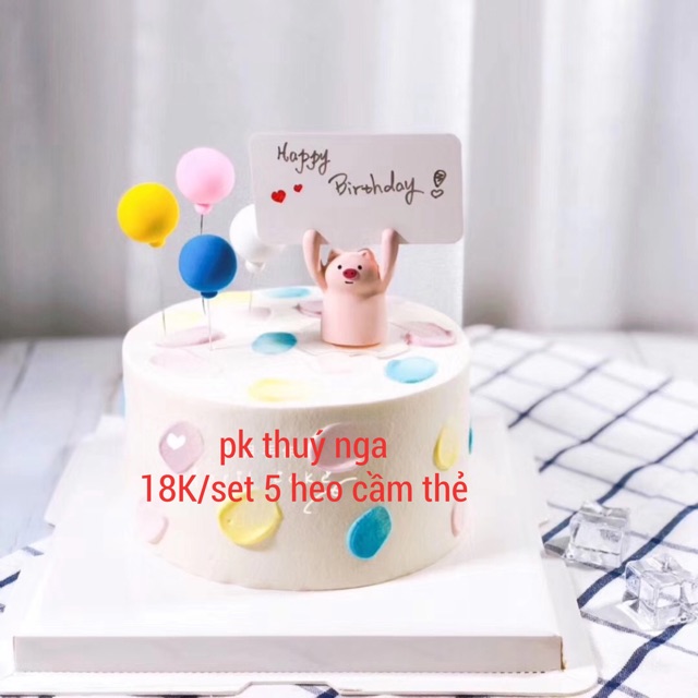 Set 5 heo cầm bảng giấy