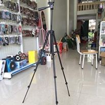 Gậy livestream, giá đỡ điện thoại ,gậy quay video tiktok tripod có giá đỡ điện thoại chân 2m1 có kẹp,LOẠI XỊN