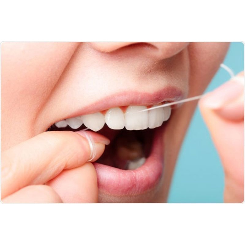 Chỉ nha khoa Dentana, chất liệu PTFE sợi 1 chỉ mảnh, chỉ nha khoa hương bạc hà, không xước, cuộn 25m - Soleil shop