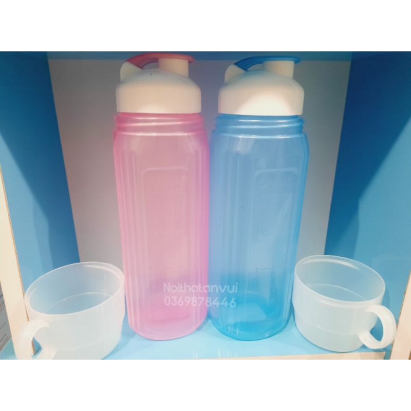 Bình nước kèm ly dung tích 1.2L