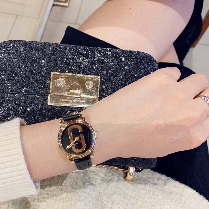 Đồng Hồ Nữ Marc jacob dây da case 28mm mầu đen