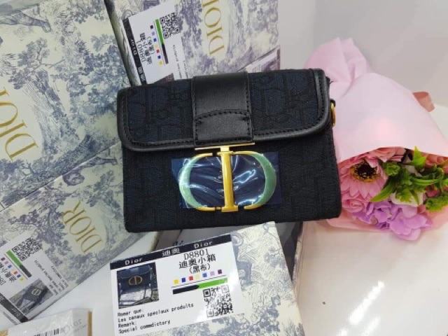 Túi đeo chéo hộp thổ cẩm size 18 fullbox