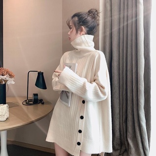 Áo len cúc form rộng