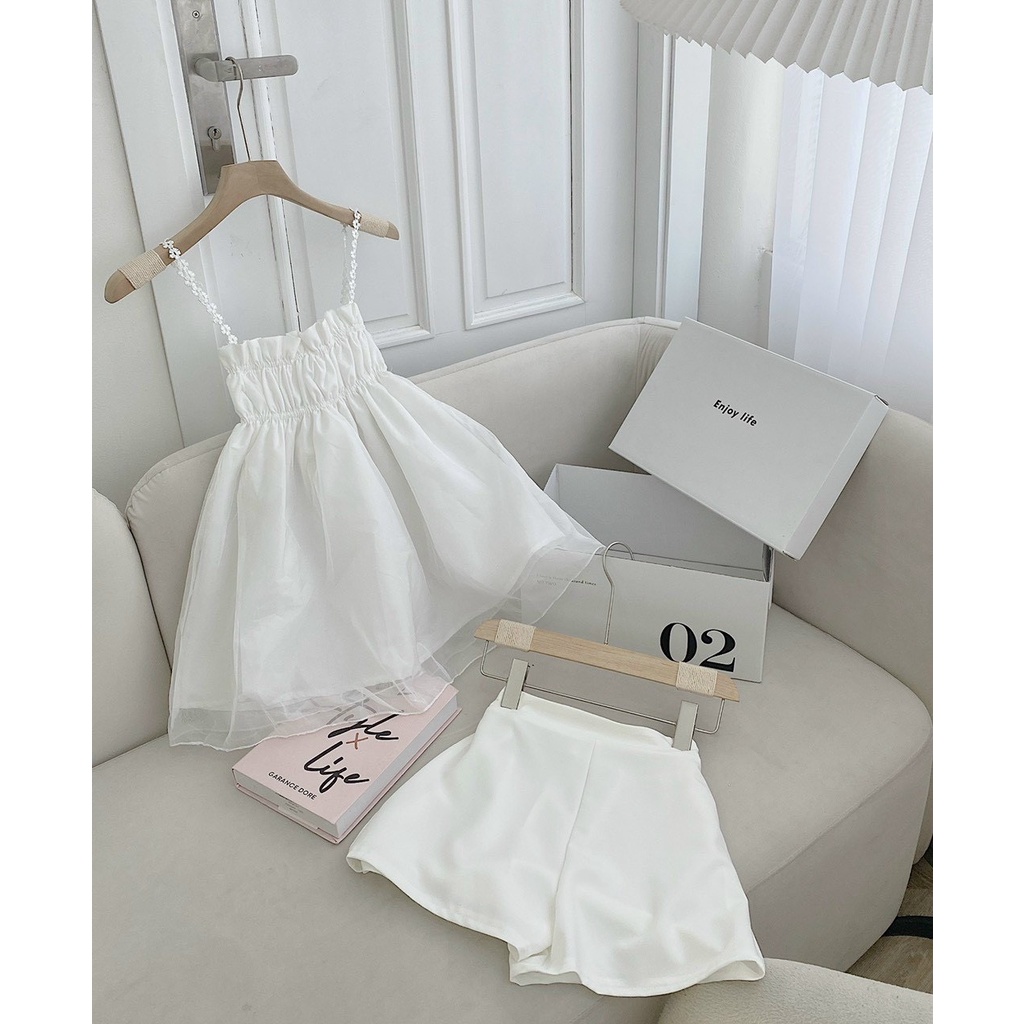 Set áo dây ren kèm quần short diện siêu sang chảnh