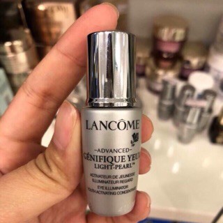 Serum Mắt Lancome Genifique Yeux Light Pearl 5ml( hàng chính hãng, fake đền gấp 10 lần)