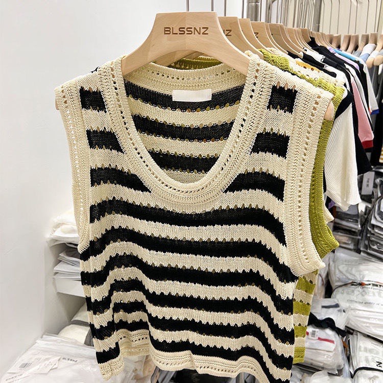 Áo Ba Lỗ Len Mỏng Dệt Kim Croptop Kẻ Sọc Ngang Form Rộng Dáng Suông Mềm Mát TAN139