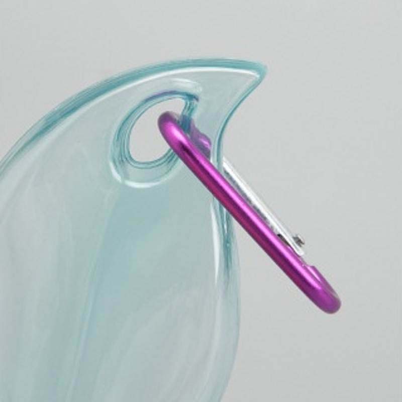 Bình xịt 50ml gắn móc khóa hình chiếc lá