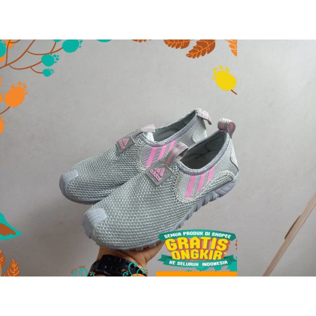 Giày Lười Nữ Adidas Màu Trắng / Đen / Xám / Hồng / Trắng Mù Tạt / Trường học cho bình thường