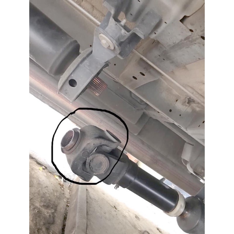 Chốt khoá trục cát đăng. khắc phục lỗi rơ lỏng then hoa-rơi rớt trục các đăng láp dọc thường gặp trên Ford transit
