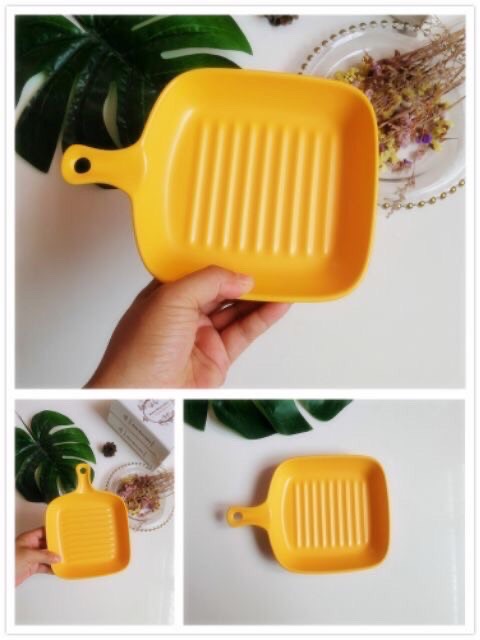 Thố sứ vuông có quai cầm