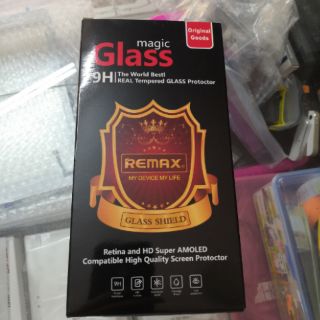 Miếng dán cường lực Remax loại cao cấp cho iphones