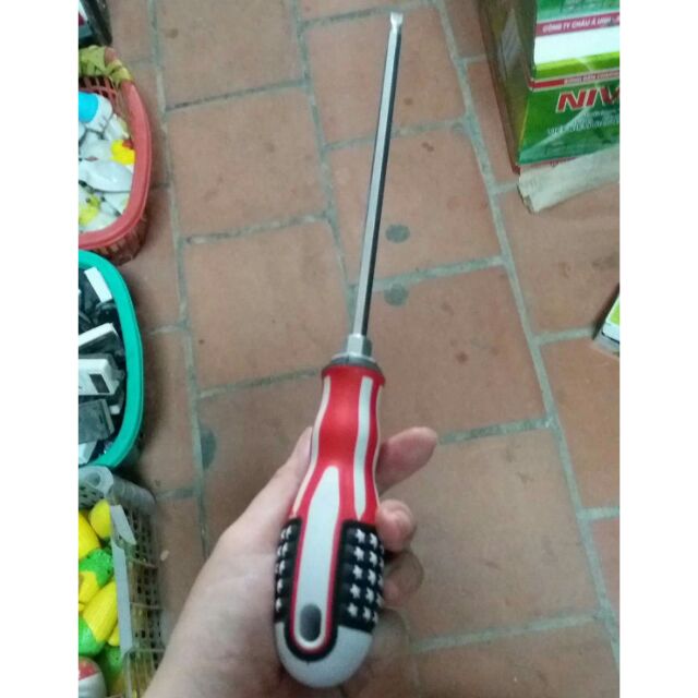 tua vít to