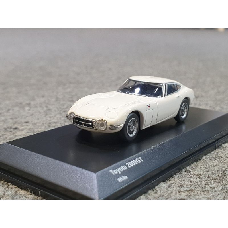 Xe Mô Hình Toyota 2000 GT 1:64 Kyosho ( Trắng )