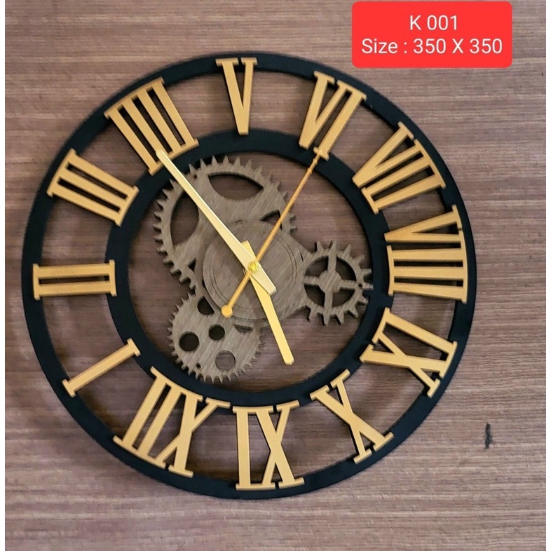 Đồng hồ gỗ chữ lama