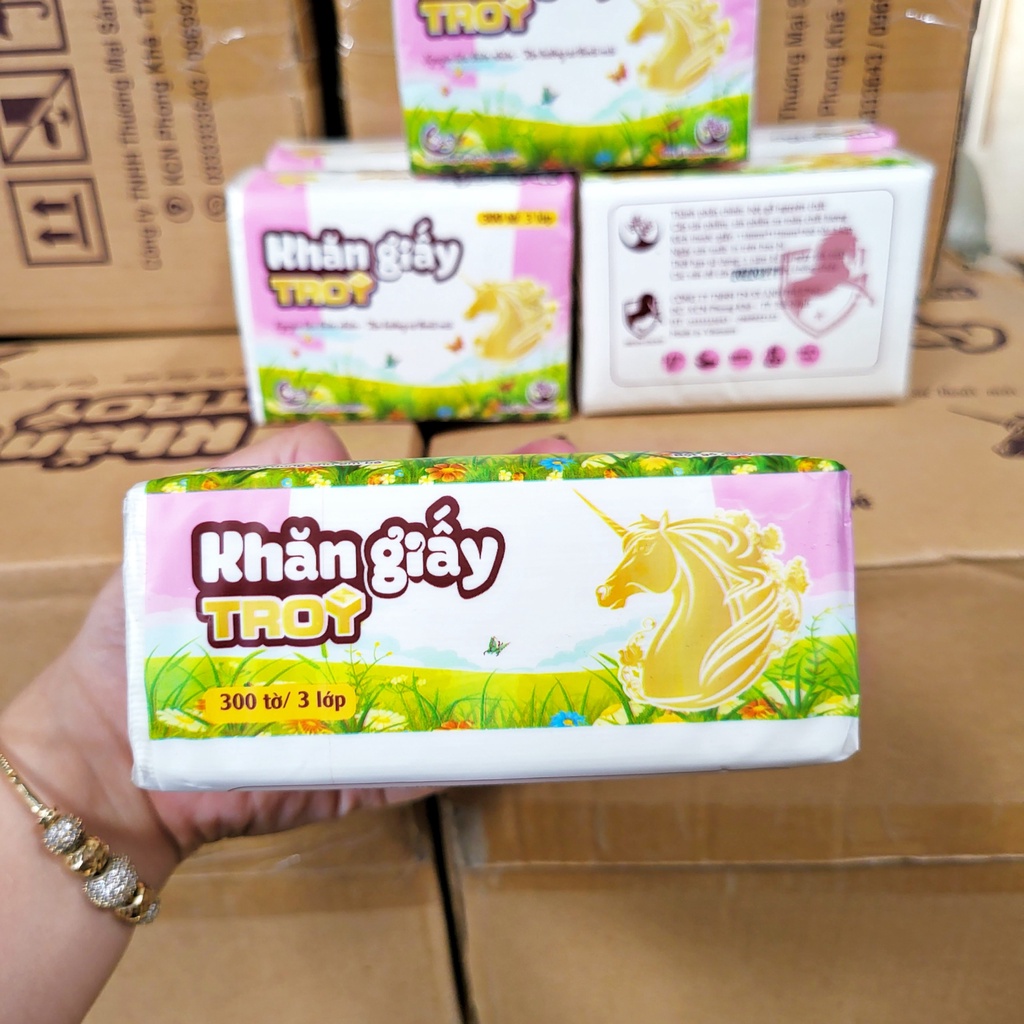 Combo 30 Gói Khăn Giấy Ăn Hanky 300 Tờ 3 Lớp Cao Cấp Chính Hãng