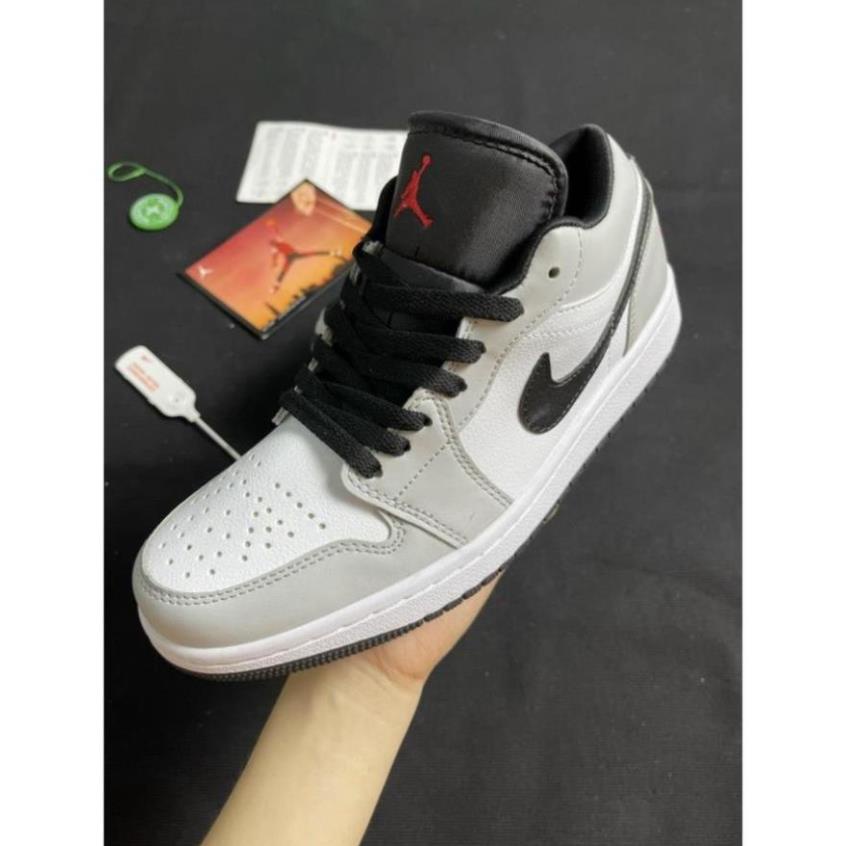 Giày 𝐉𝐨𝐫𝐝𝐚𝐧 1 low smoke grey nam nữ màu xám, Giày JD1 low light smoke grey bản đẹp đầy đủ bill box -ng*