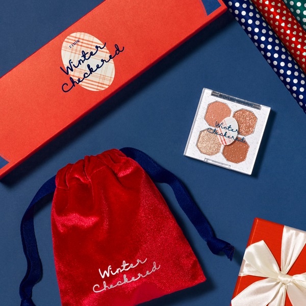 Phấn mắt ETUDE 4 ô màu Winter Checkered Special Pouch Kit (1.2g*4ea + 1 túi nhung đỏ)