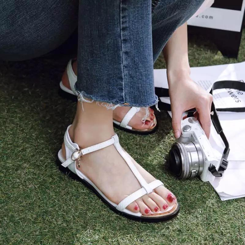 Giày Sandal Nữ thời trang MWC sandal chữ T đế bệt năng động cá tính NUSD- 2885