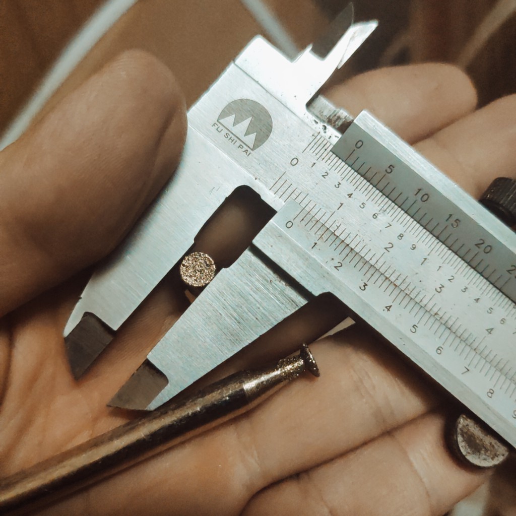 Mũi mài kim cương, mũi mài khắc đá, ngọc, hình nấm 6mm, cán 6mm