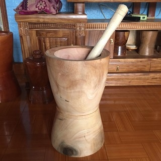 bộ cối chày khổng lồ