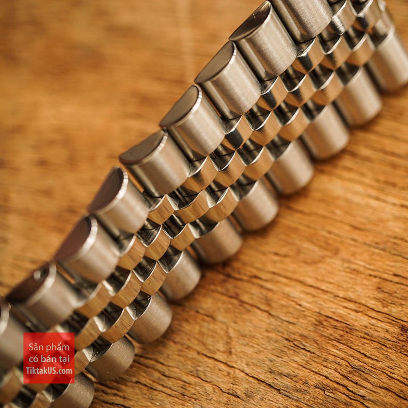 - Dây đồng hồ thép không gỉ dây Jubilee Seiko SKX007