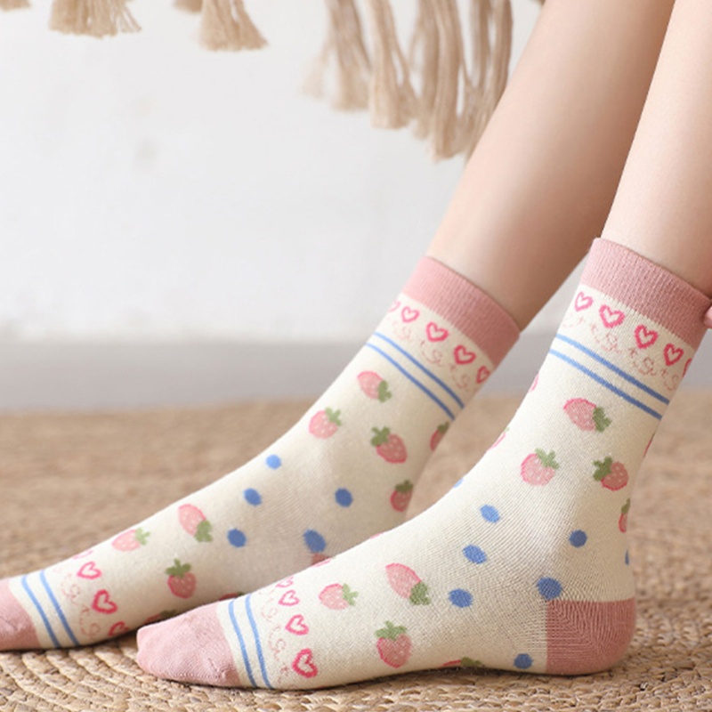 Vớ Cotton Cổ Thuyền In Họa Tiết Báo Hồng / Dâu Tây Dễ Thương Phong Cách Harajuku Nhật Bản Cho Nữ
