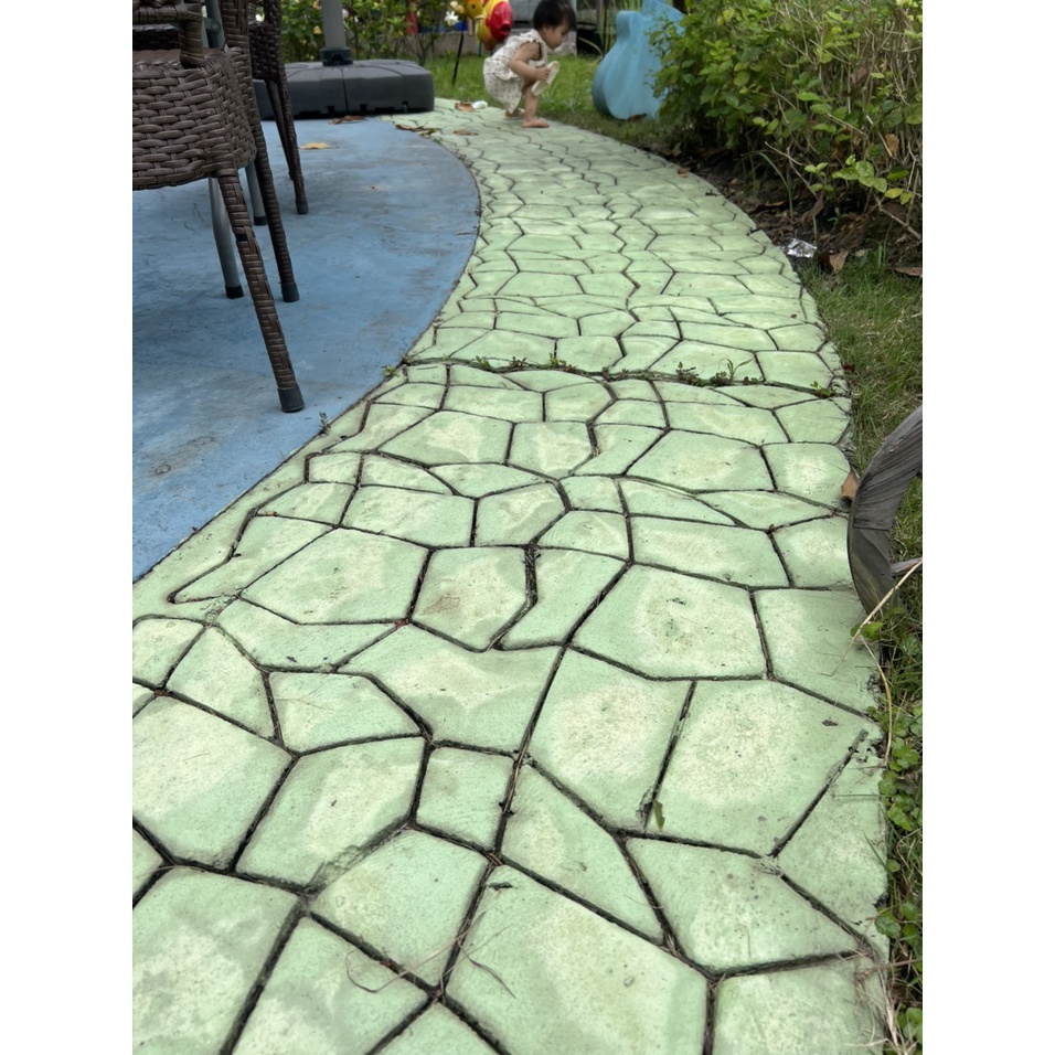 Khuôn bê tông giả đá, khuôn gạch sân vườn Model B