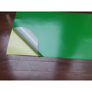 Decal màu xanh lá