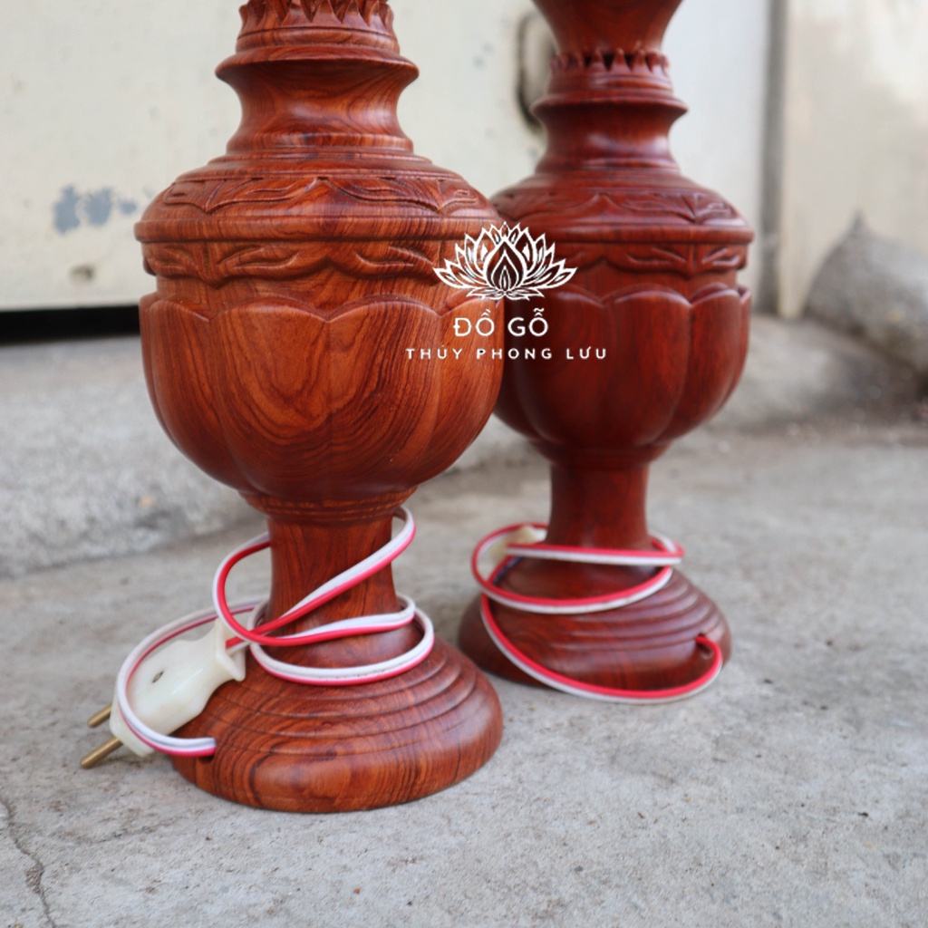 Đôi đèn dầu thắp sáng trang trí gỗ hương cao 45cm
