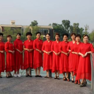 Váy xuông, thắt eo vải cát mềm
