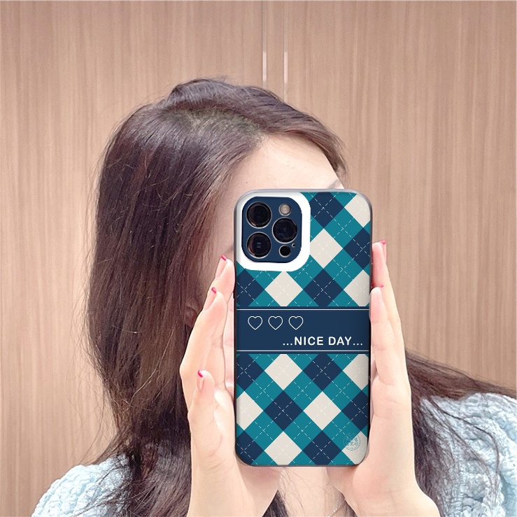 Ốp lưng iphone vuông lỗ viền camera caro bear nice day 7plus x xsmax 11 11promax 12 12pro 12promax 13 13pro 13promax