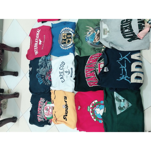 Áo sweater đủ màu