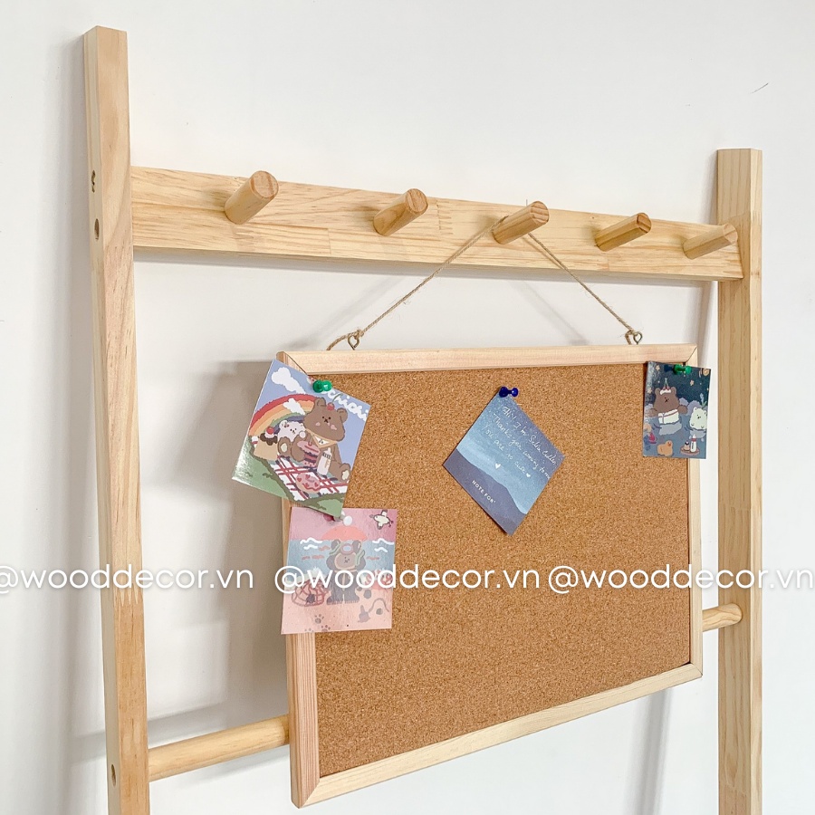 Thang gỗ trang trí tại shop, chụp quần áo online