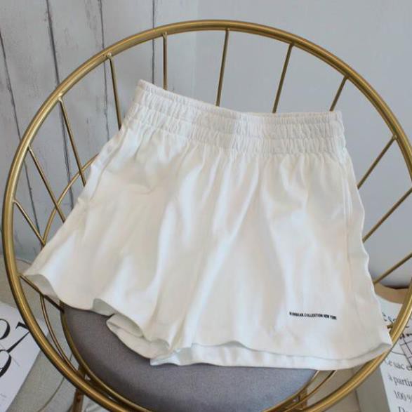 Quần Short Đũi Thêu Chữ Nhỏ Quần đùi nữ ống rộng Sooc cạp chun màu trắng đen