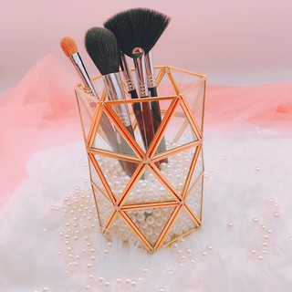 LỌ ĐỰNG CỌ TRANG ĐIỂM LUXURY