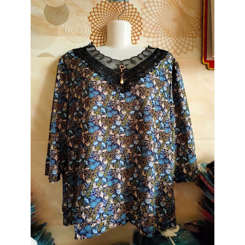Áo thun hoa cổ ren trung niên Quảng Châu ( ảnh thật )