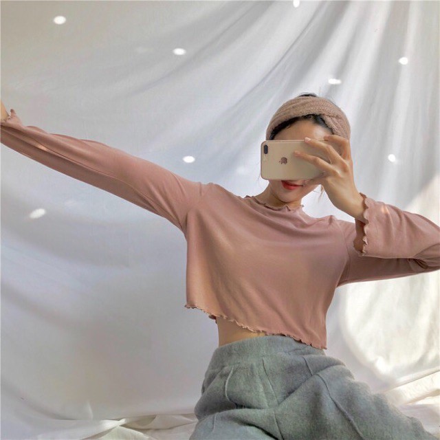 Áo croptop tay dài ulzzang_Hình thật / Áo croptop mỏng nhún eo cổ form rộng