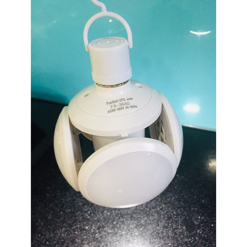 Bóng đèn sạc có 1 bóng tích điện và 4 bóng sử dụng 220V công suất 40W FA-3940