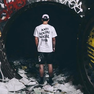Áo Thun Nam Tay Ngắn In ANTI SOCIAL SOCIAL CLUB DLX