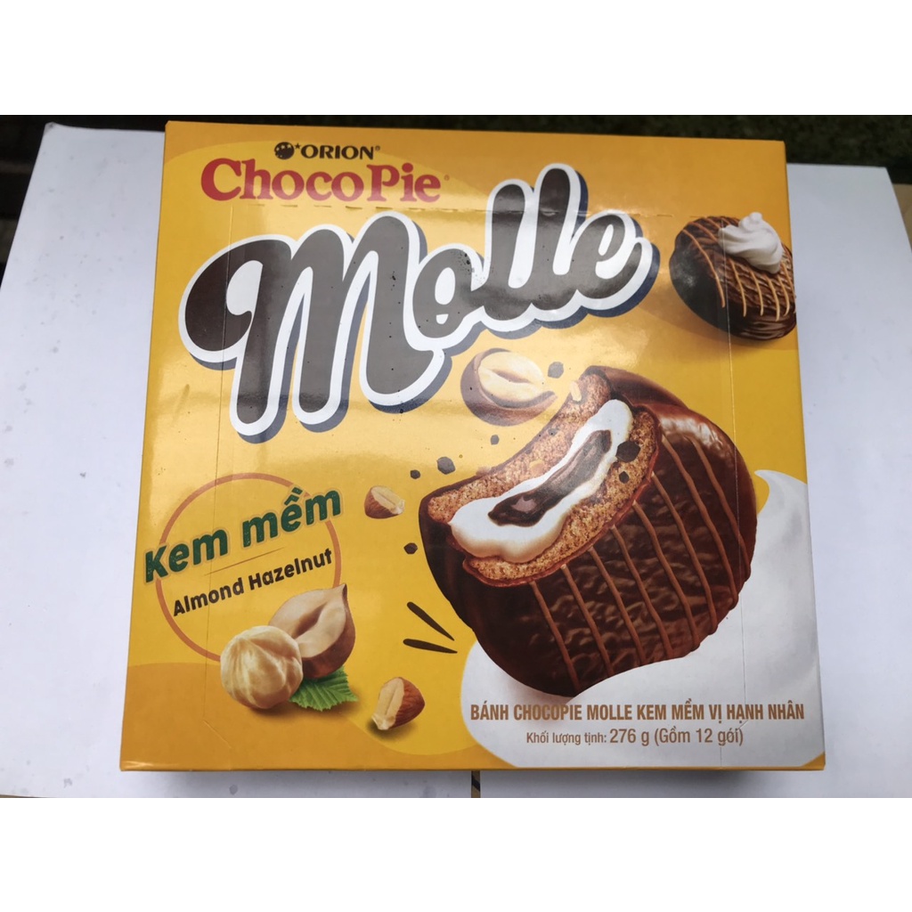 Bánh Choco Pie Orion Molle Vị Hạnh Nhân Almond Hazelnut (Hộp 12 cái)