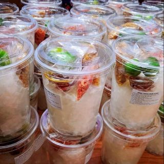 Bánh tráng muối tuyết