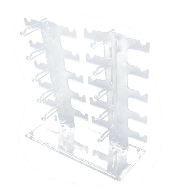 Giá trưng bày kính mát với thiết kế đơn giản, tiện dụng