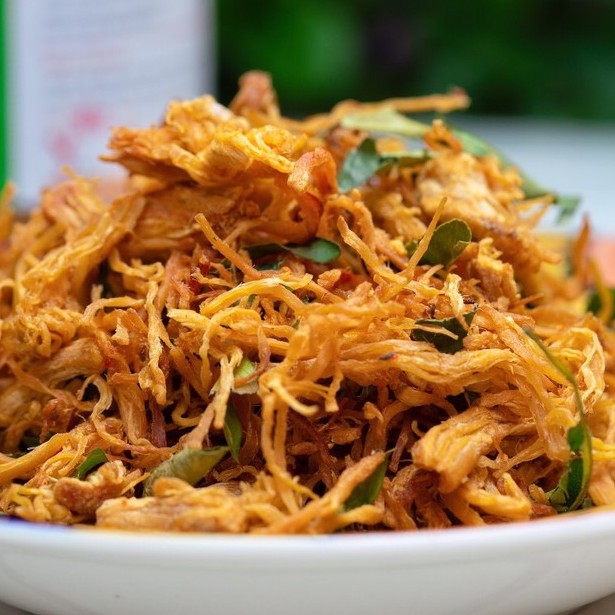 KHÔ GÀ LÁ CHANH 500gr | BigBuy360 - bigbuy360.vn