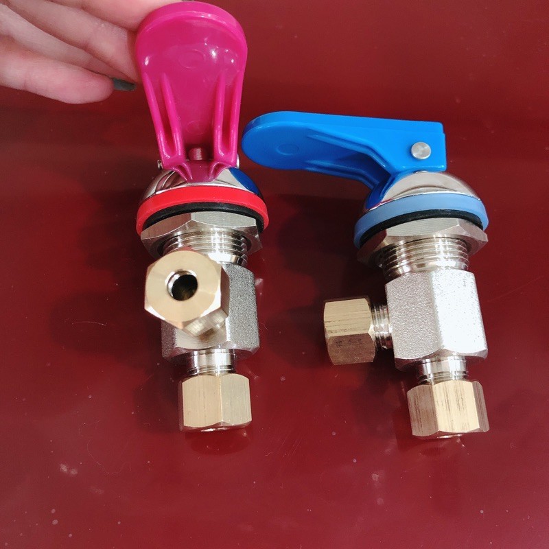 Van khóa lật máy lọc nước nóng lạnh