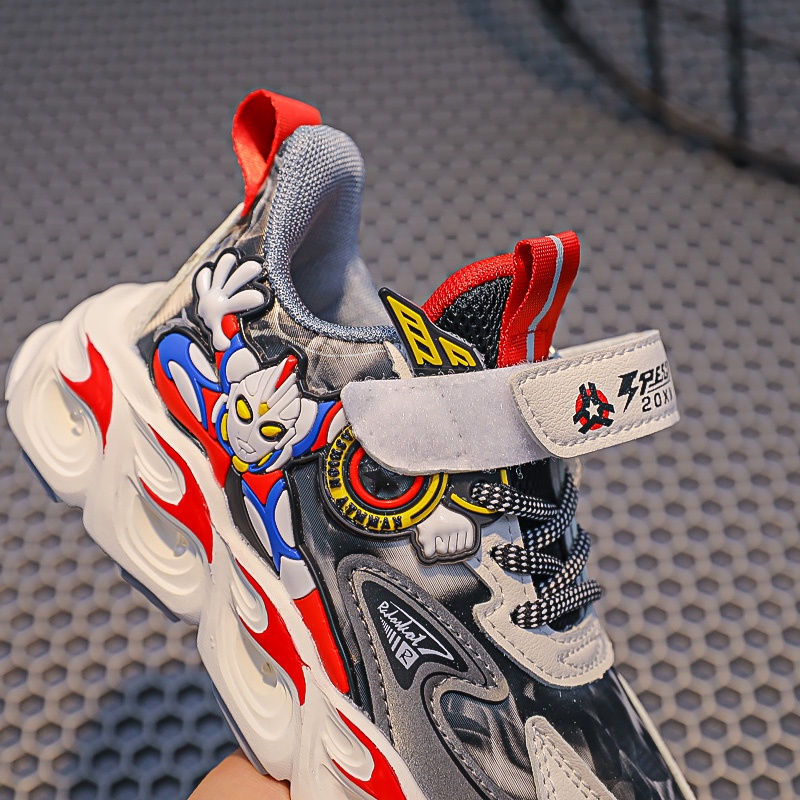 Giày Thể Thao Hình Người Nhện Cho Bé Tập Đi