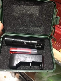 Đèn pin siêu sáng police