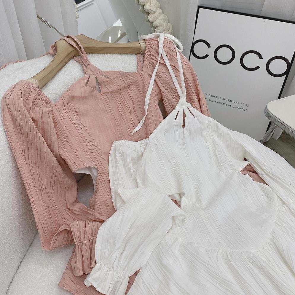 Đầm cột dây cổ yếm tay dài đuôi xoè xếp tầng