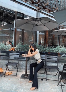 Quần loe đen trơn dáng dài siêu sang